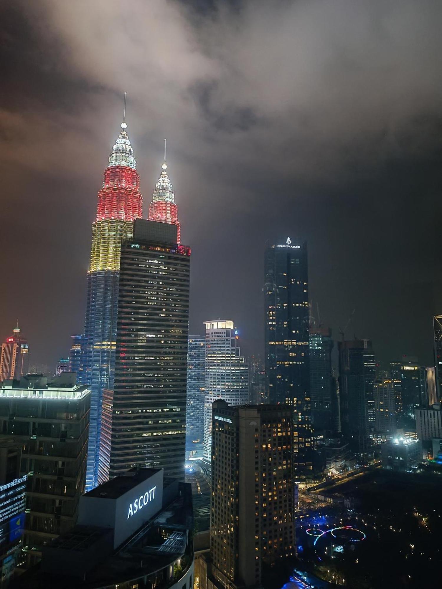 Soho Suites Klcc By Lx Suites 2 Kuala Lumpur Luaran gambar